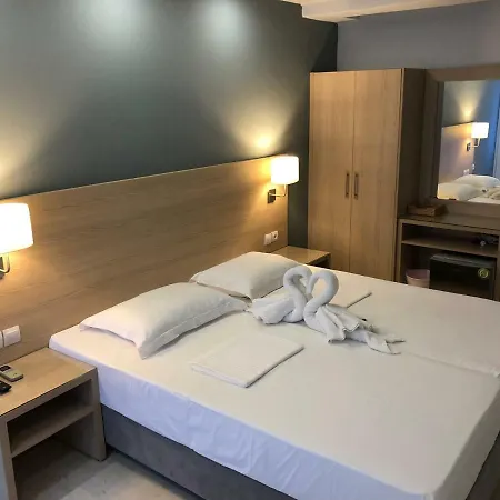 Hotel Thalassa View *