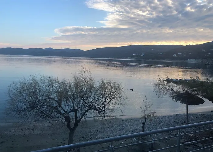 Thalassa View 酒店